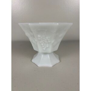 Westmoreland Milk‎ Glass Paneled Grape Footed Compote Bowl White Octagonal 4.5in